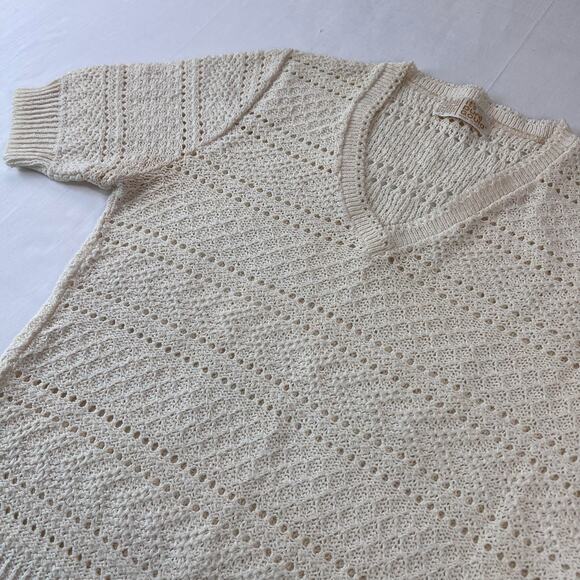 It's Pure Gould Vintage Women's Eyelet Short Sleeve Sweater Women's size Small - Picture 4 of 5